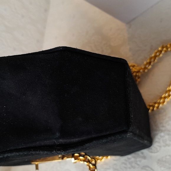 Paloma Picasso  Vintage Suede Chain Cross body Bag! - Picture 14 of 15